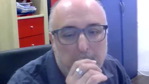 Lupacchiotto online show from October 23, 10:39 am