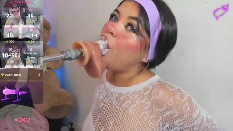 Lizz  online show from April 23, 11:40 am