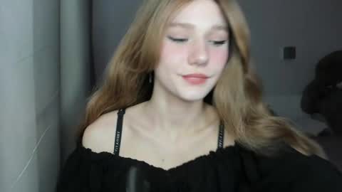 lizza_a online show from March 27, 5:25 pm