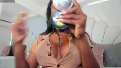 Lizzy Joss online show from March 23, 1:49 pm