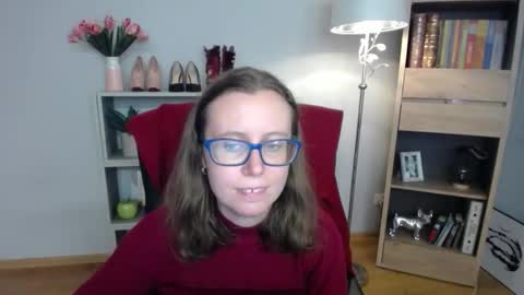 Lizzy online show from November 17, 6:27 am