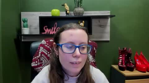 Lizzy online show from February 2, 7:49 am