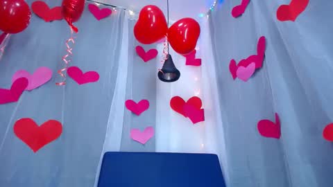 Lizzy hairy pussy online show from February 15, 1:53 am