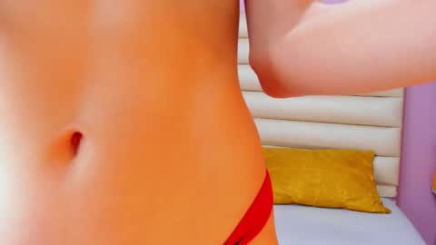 LizzySato online show from September 18, 9:52 pm