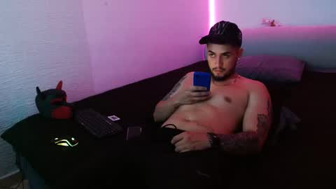 Snapshot of lliamm_2 chatting on January 26, 6:58 pm lliamm 2 online show from January 26, 6:58 pm