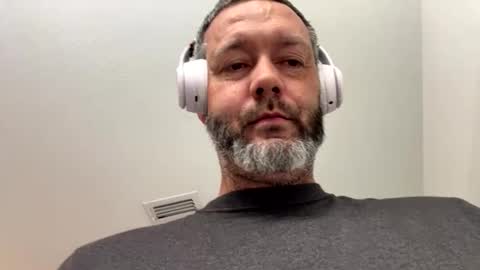 lngd_5 online show from December 18, 2:29 am