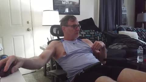 LongDick Daddy online show from November 25, 3:55 pm