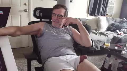 LongDick Daddy online show from February 14, 9:06 pm