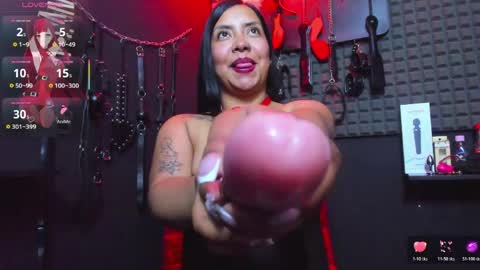 loana_bdsm online show from April 6, 4:46 am