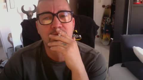 loanm online show from March 15, 2:42 pm