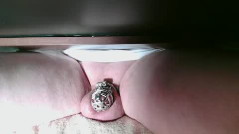 lockedshrimpy online show from April 20, 7:06 pm