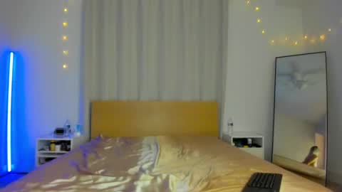 lolo 3 online show from February 23, 5:34 am