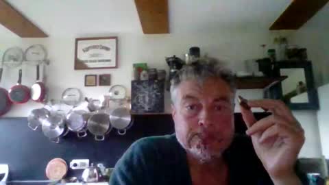Floric Matthew online show from May 12, 6:06 pm
