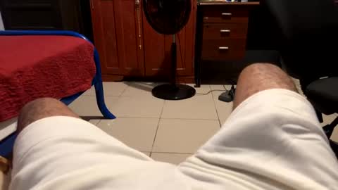 Snapshot of logandaimond chatting on September 15, 2:02 am logandaimond online show from September 15, 2:02 am