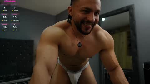 loganmartinx online show from October 22, 10:44 pm