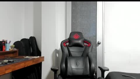 Logan online show from September 26, 8:22 am