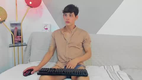 loganoficialx online show from January 10, 7:46 am