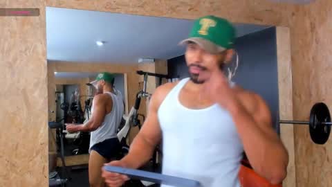 U can call me Logan online show from November 15, 4:47 am