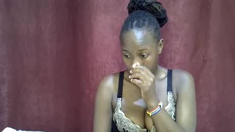 lola_beib online show from May 26, 4:29 am