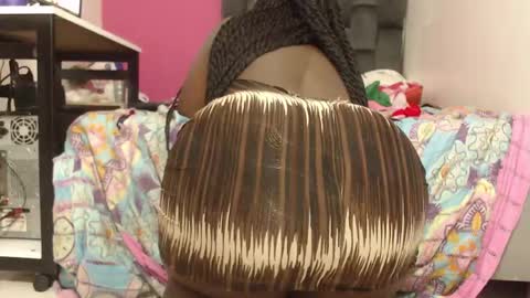 lola_honney online show from February 14, 12:03 pm