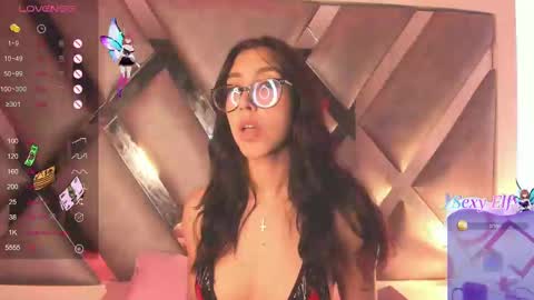 lola_js online show from February 24, 9:31 pm