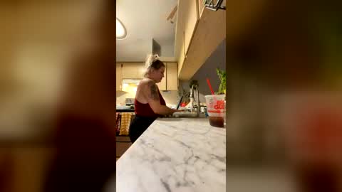 lolaabunnybaby304 online show from June 22, 1:55 am