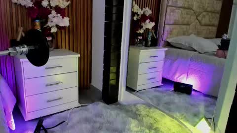 Lola Angel online show from February 23, 7:49 pm