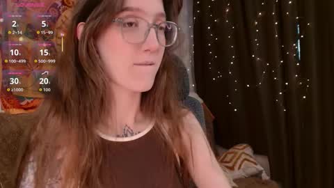 lolami_ online show from February 25, 5:44 am