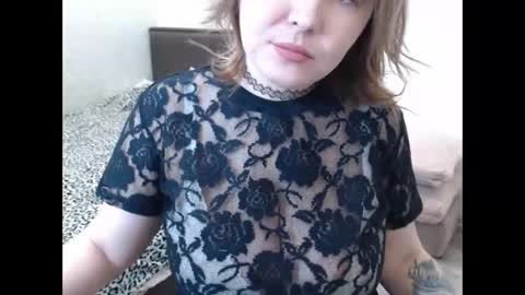 kiss online show from February 15, 7:43 am