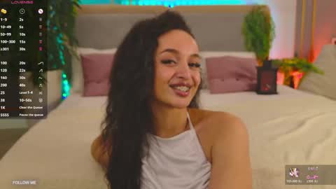 Lolly online show from April 18, 7:58 pm