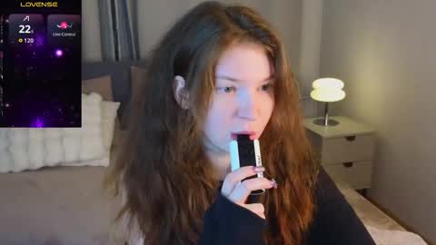 Mona online show from October 15, 3:13 pm