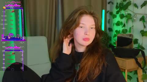 Mona online show from October 4, 7:22 pm