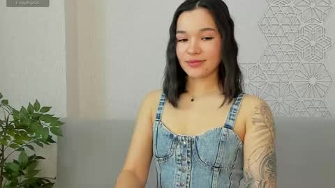 lolly_turner online show from March 24, 5:02 am