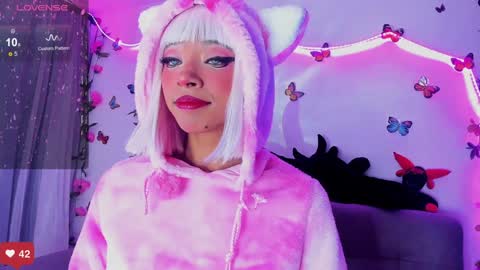 freydis online show from December 12, 5:10 am