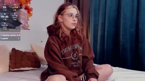 Lona online show from October 22, 7:04 pm