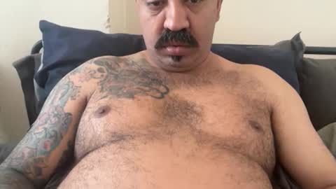 london_lad_101 online show from May 10, 7:04 am