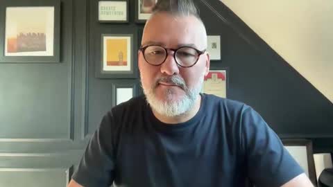 EnglishBear online show from October 6, 10:44 am