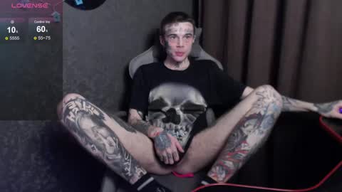 Snapshot of lone1ycrystal chatting on March 12, 12:57 pm Chris online show from March 12, 12:57 pm