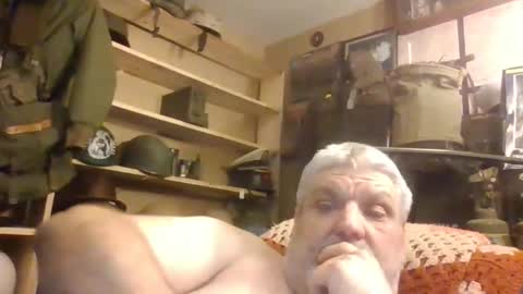 lonelytech72 online show from March 8, 4:44 pm