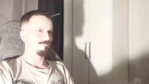 Lucas online show from September 19, 12:53 pm