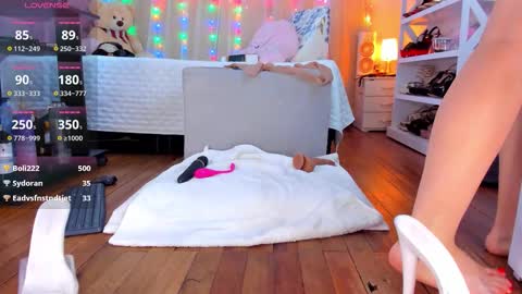 Kary online show from December 13, 7:53 pm