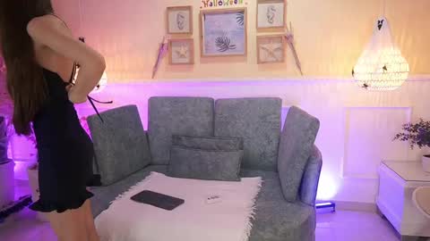 Loona Nyx online show from October 7, 11:39 am