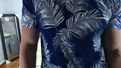 loony_zion online show from April 3, 2:35 pm