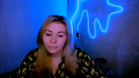 Lora online show from March 16, 2:37 am