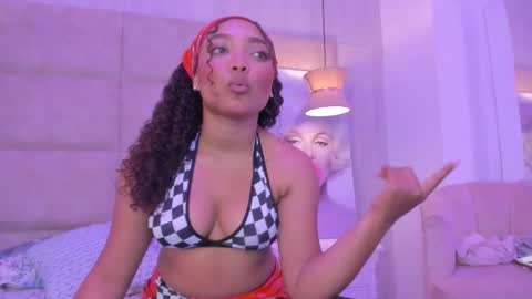 Loraine Rios online show from January 8, 4:51 am