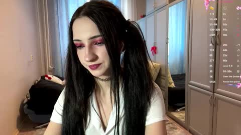 Hello there im Luna Im new here Lets have fun online show from March 26, 1:16 pm