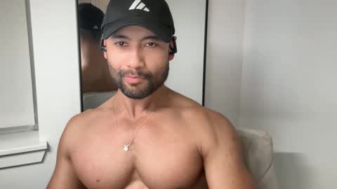 Cale online show from February 10, 12:30 pm