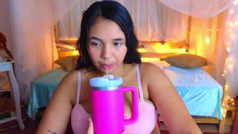 loreanis online show from November 6, 10:35 pm