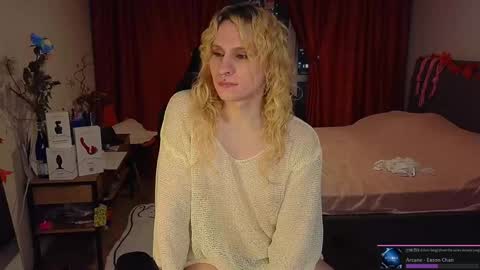 Snapshot of lori_myaf chatting on December 19, 3:41 pm Lori ----------------------------------- online show from December 19, 3:41 pm