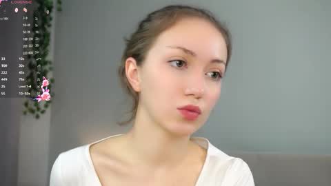 Naomi online show from November 11, 1:52 am